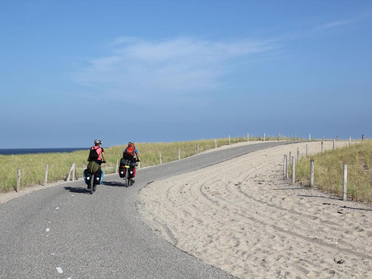 Charming Holiday Home In Egmond Aan Zee Near Seabeach Bagian luar foto